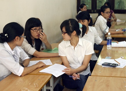 Sốt ruột chờ thí sinh xét tuyển NV2 - 1 Sốt ruột chờ thí sinh xét tuyển NV2 - 1