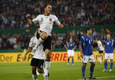 “Cỗ xe tăng” Đức đại phá Azerbaijan - 2 “Cỗ xe tăng” Đức đại phá Azerbaijan - 2