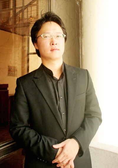 “Ngạc nhiên khi Việt Nam có rất nhiều người chơi Piano hay”    - 1 “Ngạc nhiên khi Việt Nam có rất nhiều người chơi Piano hay”    - 1