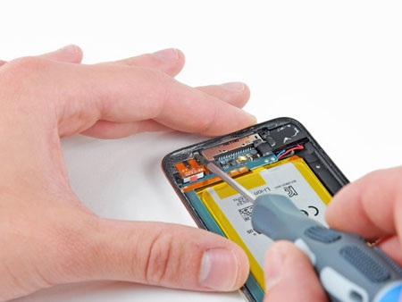 Khám phá bí mật của iPod Touch thế hệ thứ 4 - 12