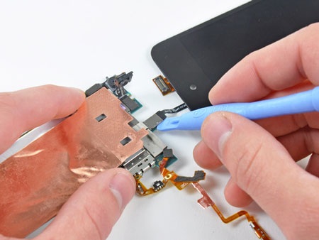 Khám phá bí mật của iPod Touch thế hệ thứ 4 - 16