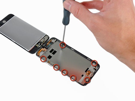 Khám phá bí mật của iPod Touch thế hệ thứ 4 - 9