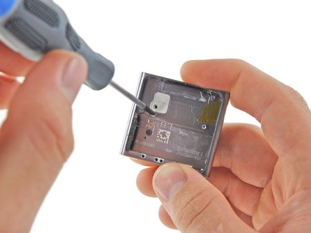 Cận cảnh “nội thất” của iPod Nano thế hệ thứ 6 - 17