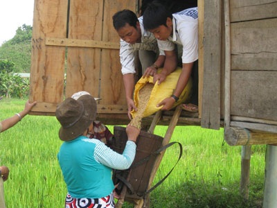 “Có kho thóc tình thương, dân vùng cao chúng tôi không sợ bị đói” - 2