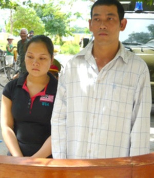 Cặp tình nhân bán dâm, buôn ma túy lĩnh án - 1 Cặp tình nhân bán dâm, buôn ma túy lĩnh án - 1