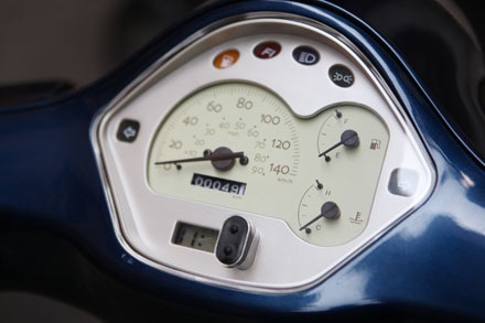 “Mổ xẻ” xe lai Piaggio - Honda tại Hà Nội - 5