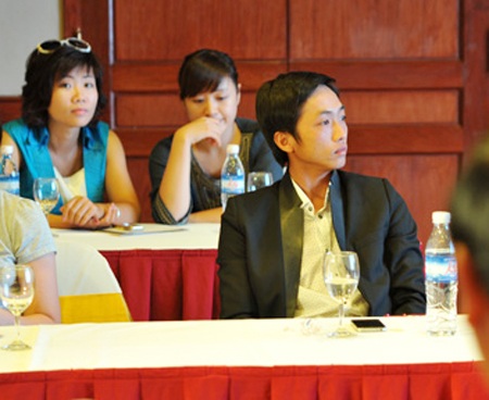 Quốc Cường: “Với tôi, cái tên Cường đô-la chưa bao giờ tồn tại” - 2 Quốc Cường: “Với tôi, cái tên Cường đô-la chưa bao giờ tồn tại” - 2