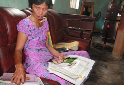 Nước mắt người mẹ nữ sinh mất tích hơn 40 ngày - 1 Nước mắt người mẹ nữ sinh mất tích hơn 40 ngày - 1