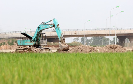 Ngắm tuyến cao tốc đạt chuẩn đầu tiên ở Việt Nam - 6 Ngắm tuyến cao tốc đạt chuẩn đầu tiên ở Việt Nam - 6