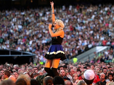 “Sao” hát vì thương binh - 9