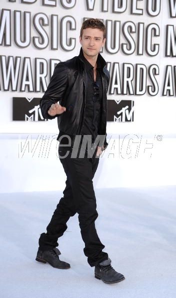 Sôi động lễ trao giải MTV Video Music Awards - 31 Sôi động lễ trao giải MTV Video Music Awards - 31