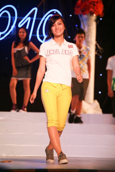 Hương Giang rạng rỡ trong vai trò giám khảo - 13 Hương Giang rạng rỡ trong vai trò giám khảo - 13