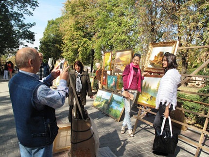 Nhan sắc Việt khoe sắc ở Châu Âu - 8