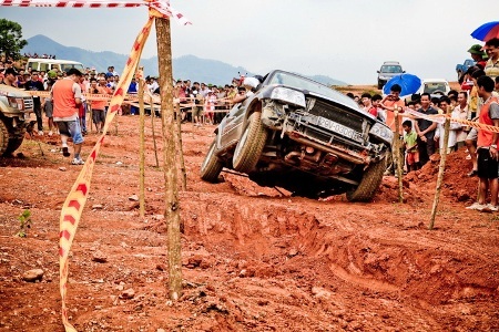 Vietnam Offroad Cup 2010 chính thức khai cuộc - 6 Vietnam Offroad Cup 2010 chính thức khai cuộc - 6