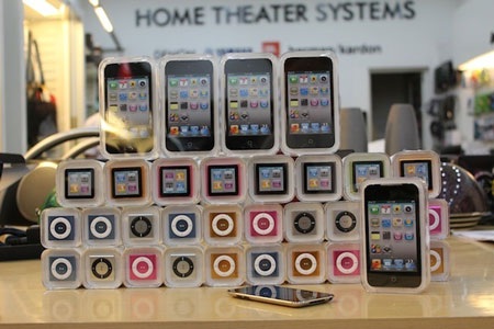 Bộ ba iPod thế hệ mới có mặt tại Việt Nam - 1