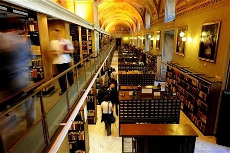 Vatican mở lại “kho báu” - 11