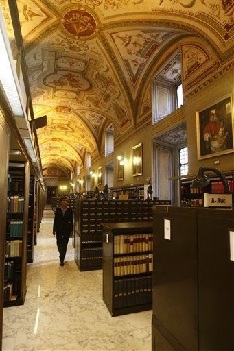 Vatican mở lại “kho báu” - 12