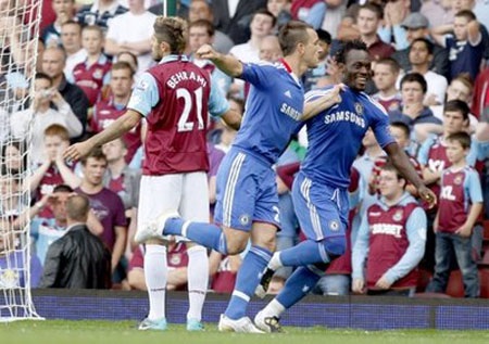 Đội hình tiêu biểu vòng 4 Premier League - 1