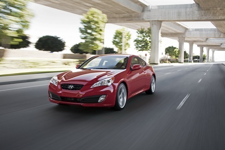 Hyundai Genesis bản 3.8 R-Spec giá “mềm” - 1 Hyundai Genesis bản 3.8 R-Spec giá “mềm” - 1