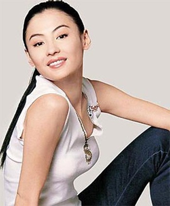 Trương Bá Chi từng phẫu thuật “vòng một”? - 2 Trương Bá Chi từng phẫu thuật “vòng một”? - 2