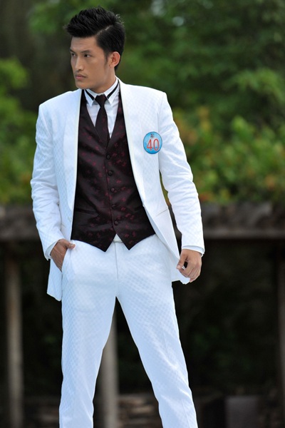 Siêu mẫu đa màu sắc với kỹ năng trình diễn - 3 Siêu mẫu đa màu sắc với kỹ năng trình diễn - 3