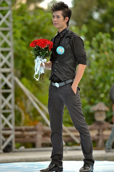 Siêu mẫu đa màu sắc với kỹ năng trình diễn - 15 Siêu mẫu đa màu sắc với kỹ năng trình diễn - 15