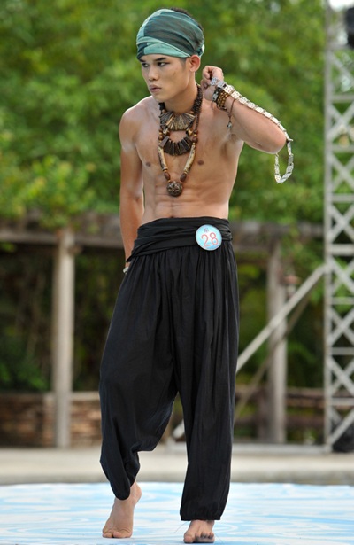 Siêu mẫu đa màu sắc với kỹ năng trình diễn - 20 Siêu mẫu đa màu sắc với kỹ năng trình diễn - 20