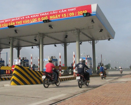 Ngày đầu tiên thu phí qua cầu Cần Thơ - 6 Ngày đầu tiên thu phí qua cầu Cần Thơ - 6