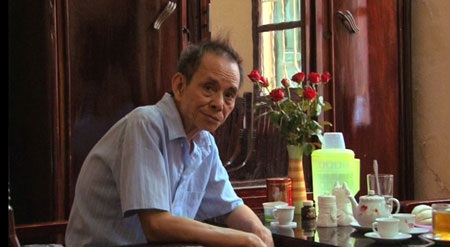 Người hưu trí Việt Nam dưới ống kính phóng viên nước ngoài - 7 Người hưu trí Việt Nam dưới ống kính phóng viên nước ngoài - 7