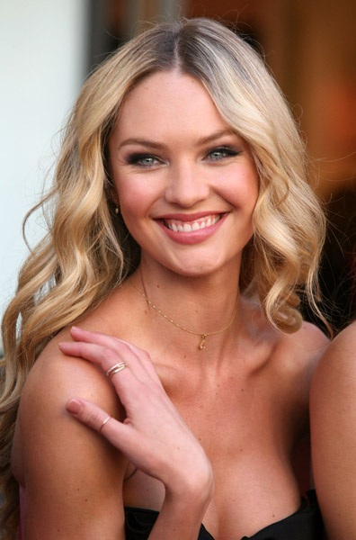 “Thiên thần” Victoria’s Secret quảng cáo nước hoa mới - 9