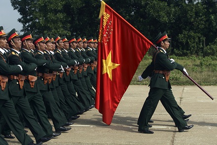 Diễn tập quy mô lớn trước ngày Đại lễ  - 23