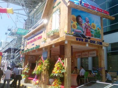 Gần 800 doanh nghiệp tham gia Triển lãm VietBuild 2010  - 1