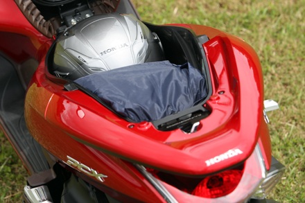 Những công nghệ đáng chú ý trên PCX 125 - 15 Những công nghệ đáng chú ý trên PCX 125 - 15
