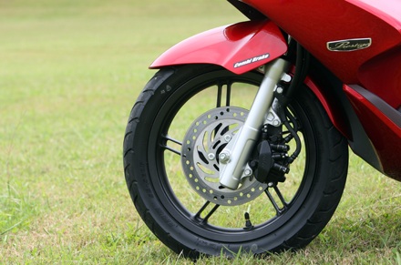 Những công nghệ đáng chú ý trên PCX 125 - 16 Những công nghệ đáng chú ý trên PCX 125 - 16