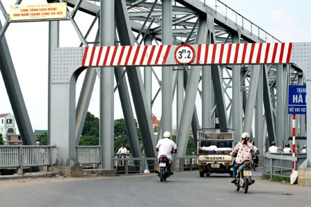 Tháo dỡ cầu phao Đuống sau 3 tháng hoạt động - 13 Tháo dỡ cầu phao Đuống sau 3 tháng hoạt động - 13