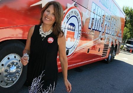 Khi phụ nữ “vùng lên” trên chính trường Mỹ - 13