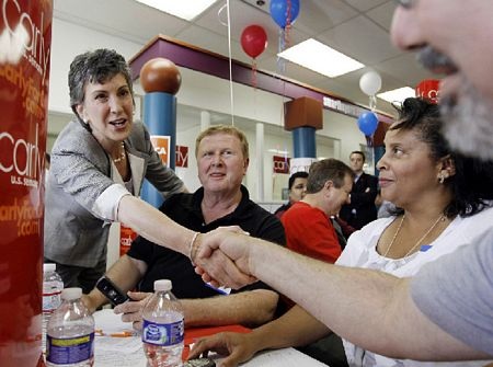 Khi phụ nữ “vùng lên” trên chính trường Mỹ - 9