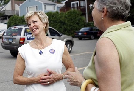 Khi phụ nữ “vùng lên” trên chính trường Mỹ - 8