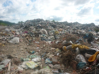 Bãi rác hành dân, “vây” trường học - 4