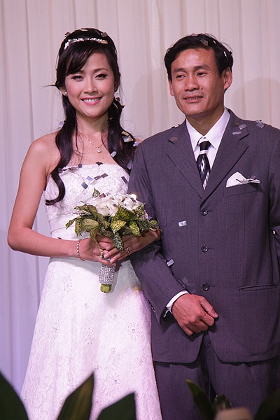 Đám cưới ấm áp của người đẹp Nhã Uyên - 1