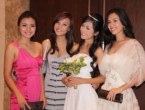 Đám cưới ấm áp của người đẹp Nhã Uyên - 22