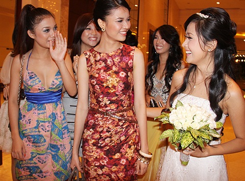 Đám cưới ấm áp của người đẹp Nhã Uyên - 9