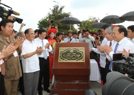 Khai trương ngôi làng lớn nhất Việt Nam - 1 Khai trương ngôi làng lớn nhất Việt Nam - 1