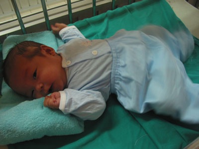 Ngày đoàn tụ của bé 3 tháng tuổi bị bỏ rơi - 3 Ngày đoàn tụ của bé 3 tháng tuổi bị bỏ rơi - 3