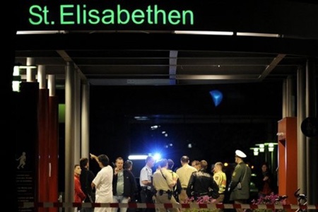 Đức: 1 phụ nữ nổ súng tại bệnh viện, 3 người thương vong - 1 Đức: 1 phụ nữ nổ súng tại bệnh viện, 3 người thương vong - 1