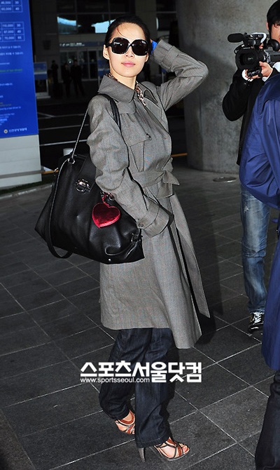 Han Ji Hye tới Hawaii hưởng tuần trăng mật sớm - 2