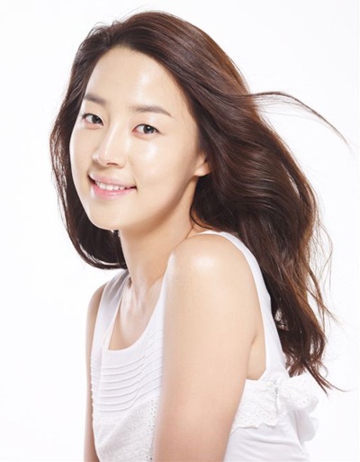 Han Ji Hye tới Hawaii hưởng tuần trăng mật sớm - 1