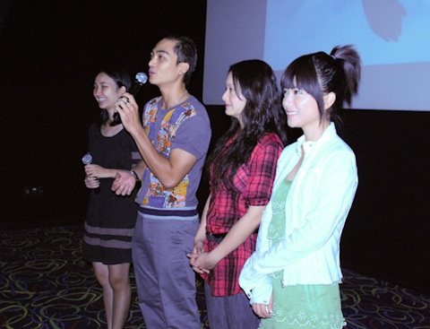 Lan Phương vui trung thu cùng học sinh nghèo - 7 Lan Phương vui trung thu cùng học sinh nghèo - 7