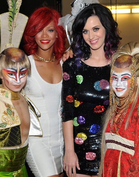 Rihanna quá buồn vì không dự đám cưới Katy Perry - 2 Rihanna quá buồn vì không dự đám cưới Katy Perry - 2