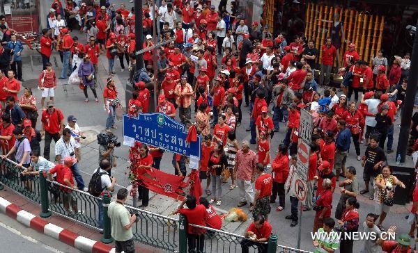 Nổ bom gần nhà một chính khách cấp cao ở Bangkok - 1 Nổ bom gần nhà một chính khách cấp cao ở Bangkok - 1